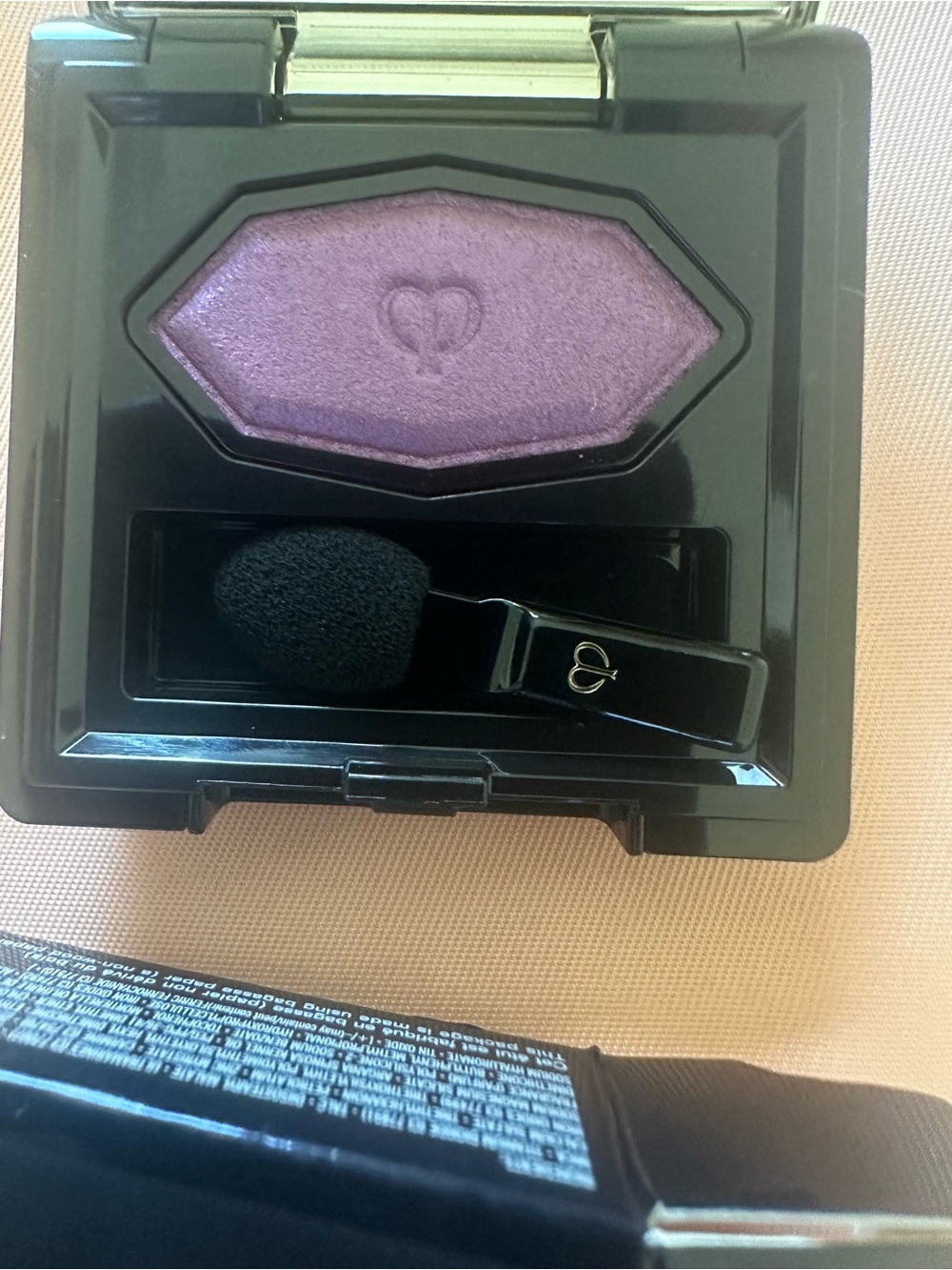 Clé de Peau Beauté Powder Eye Color Solo - Shade 203 Purple